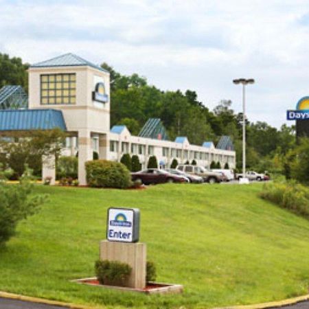 Days Inn Port Jervis Εξωτερικό φωτογραφία