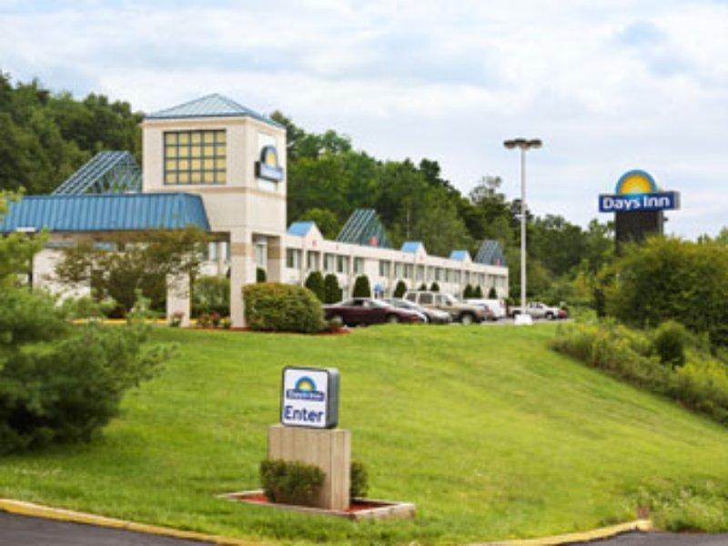 Days Inn Port Jervis Εξωτερικό φωτογραφία